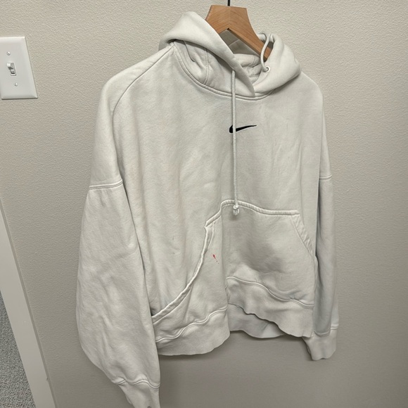 Nike Sweaters - Nike sweatshirt